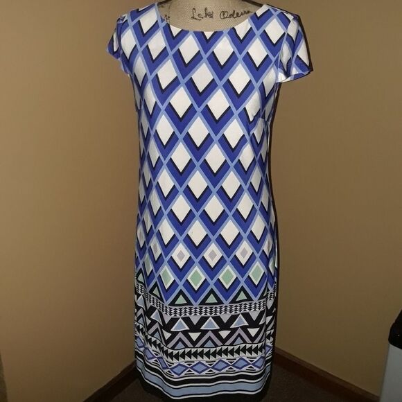 Soft Shapes Jessica Howard dress - Picture 2 of 6